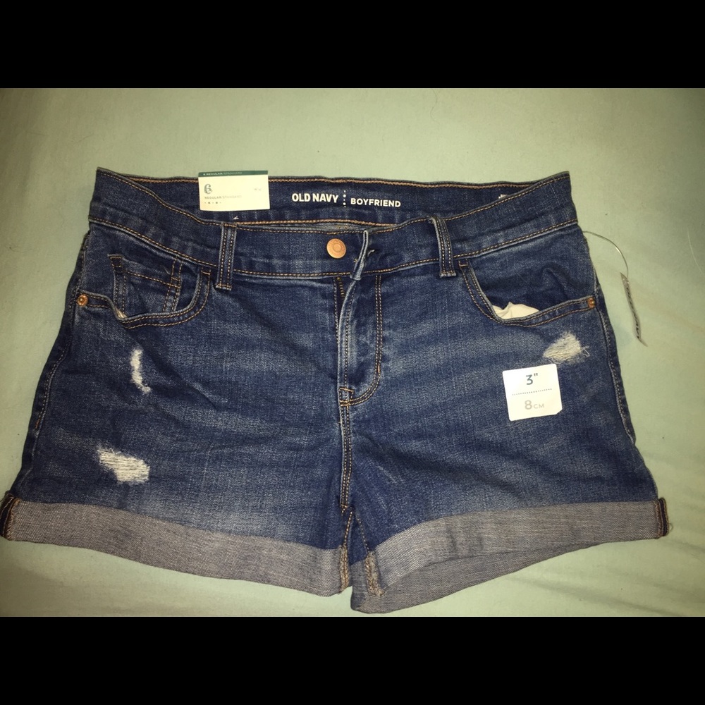 Old navy boyfriend shorts